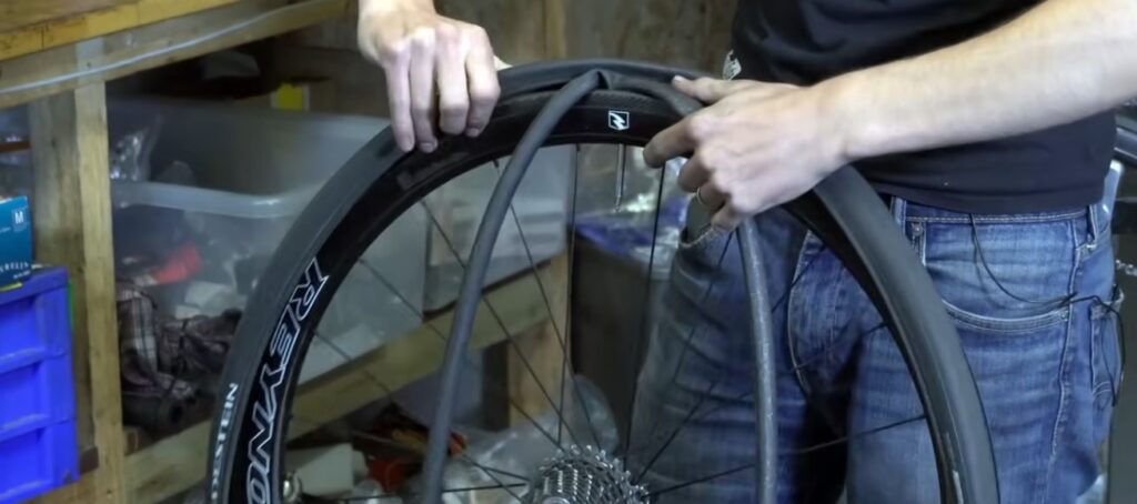 Install the New Tire, How to change tire